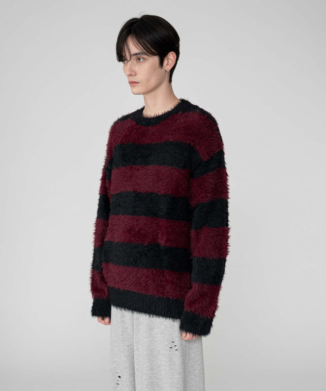 レッドボーダー モデル：180cm L着用