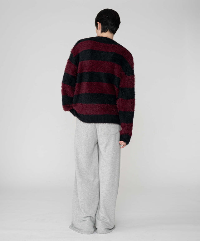 レッドボーダー モデル：180cm L着用