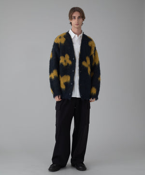 ネイビー モデル：178cm L着用