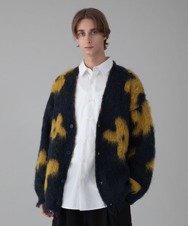 ネイビー モデル：178cm L着用