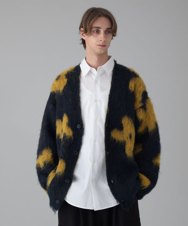 ネイビー モデル：178cm L着用