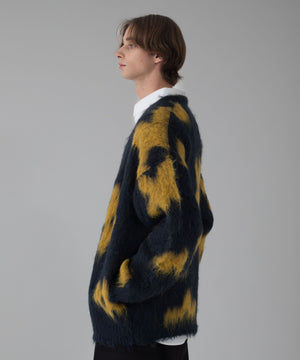 ネイビー モデル：178cm L着用