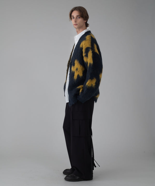 ネイビー モデル：178cm L着用