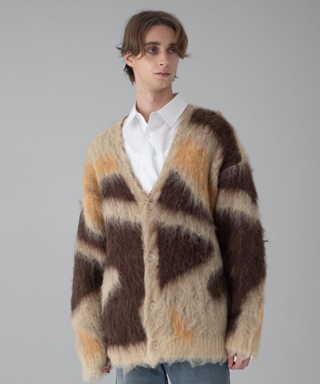 ベージュ モデル：178cm L着用