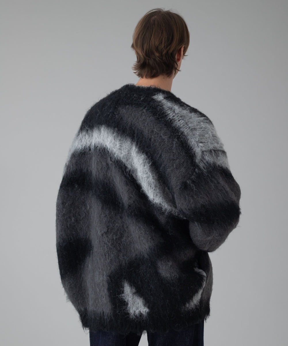 ブラック モデル：178cm L着用