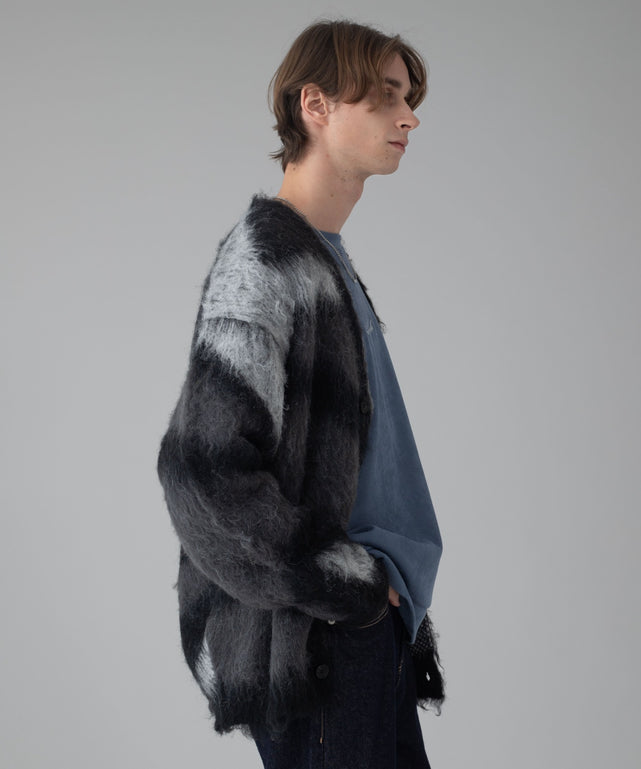 ブラック モデル：178cm L着用