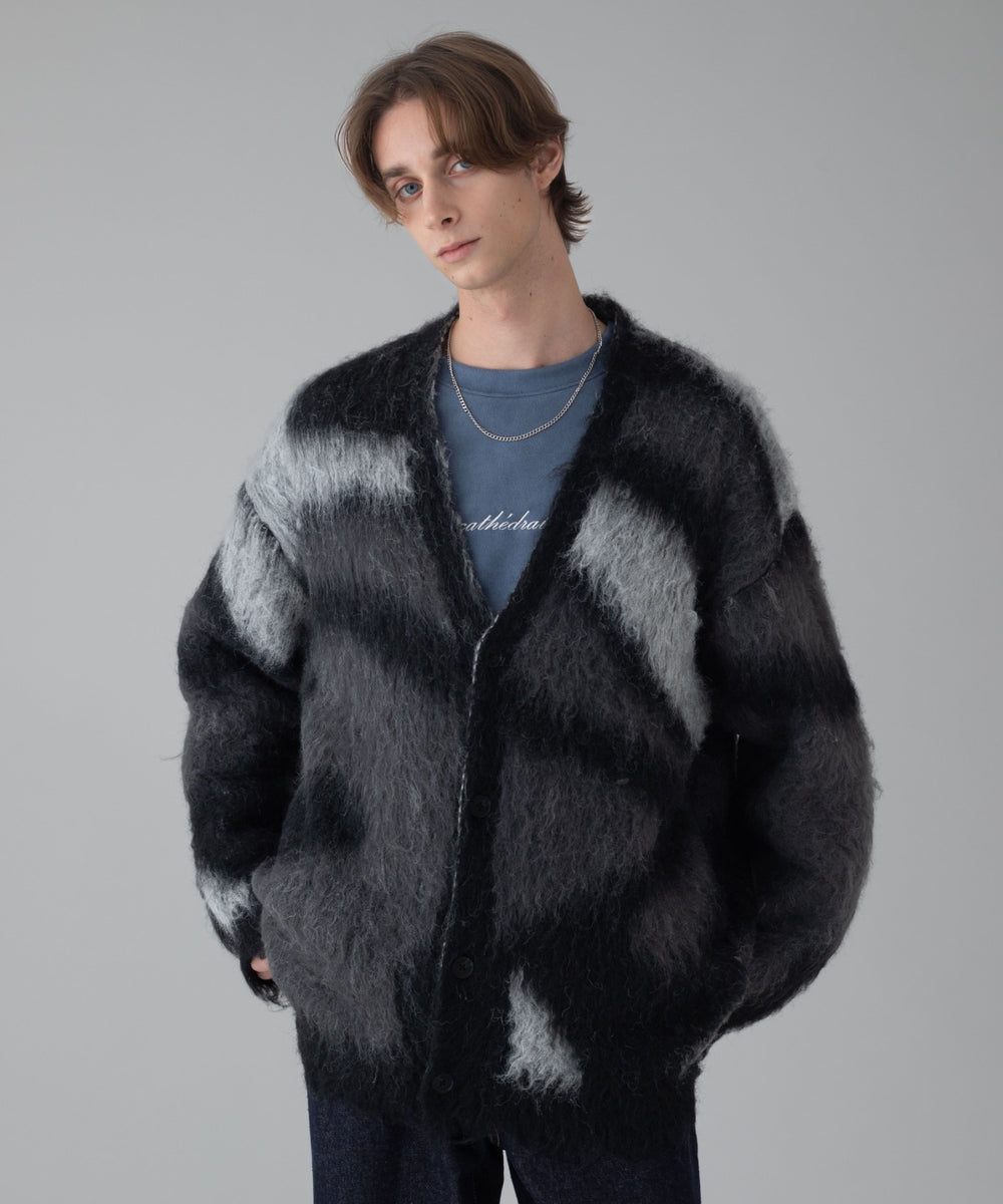 ブラック モデル：178cm L着用