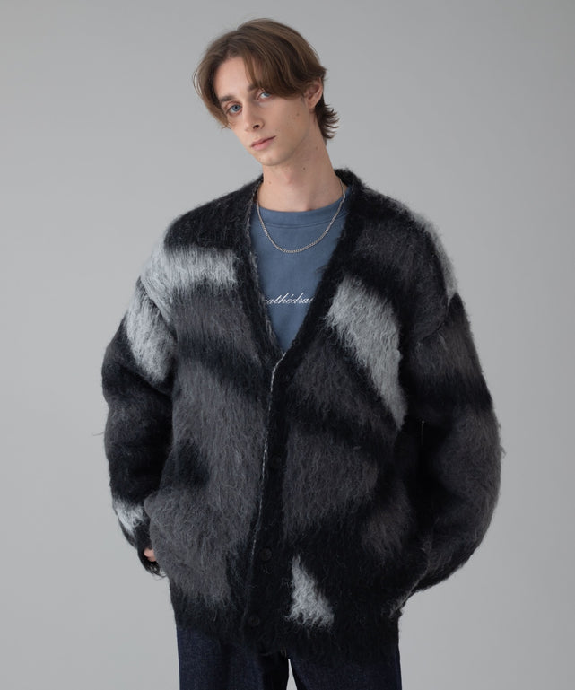 ブラック モデル：178cm L着用