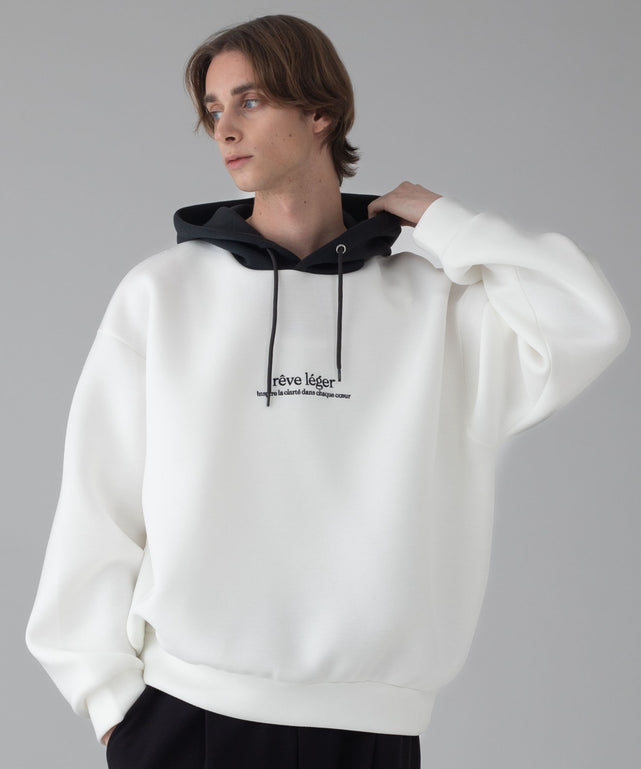 ワンポイントバイカラープルパーカー/ﾎﾜｲﾄ モデル：178cm L着用