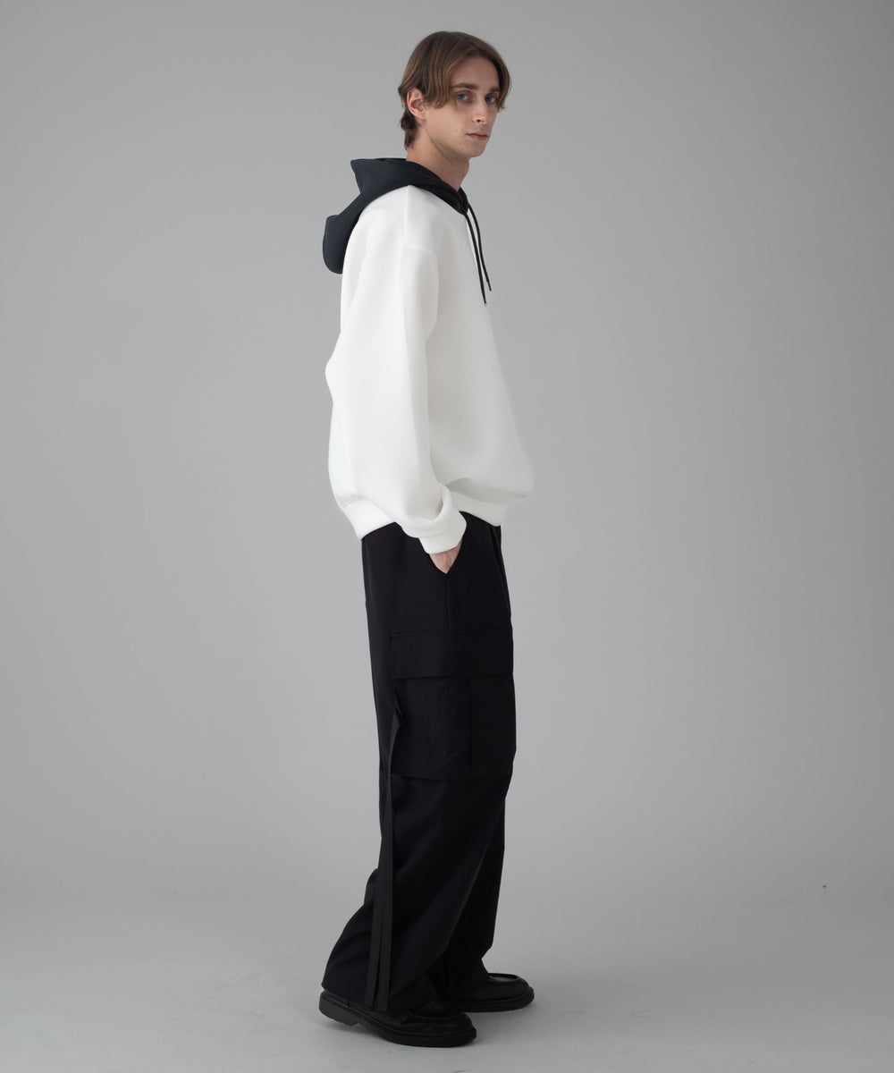 ﾎﾜｲﾄ モデル：178cm L着用