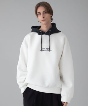 ﾎﾜｲﾄ モデル：178cm L着用