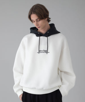 ﾎﾜｲﾄ モデル：178cm L着用