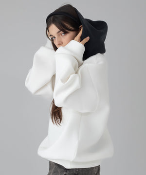 ﾎﾜｲﾄ モデル：162cmL着用