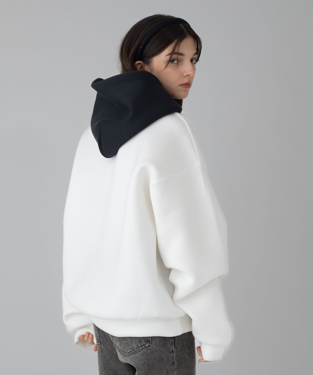 ﾎﾜｲﾄ モデル：162cmL着用