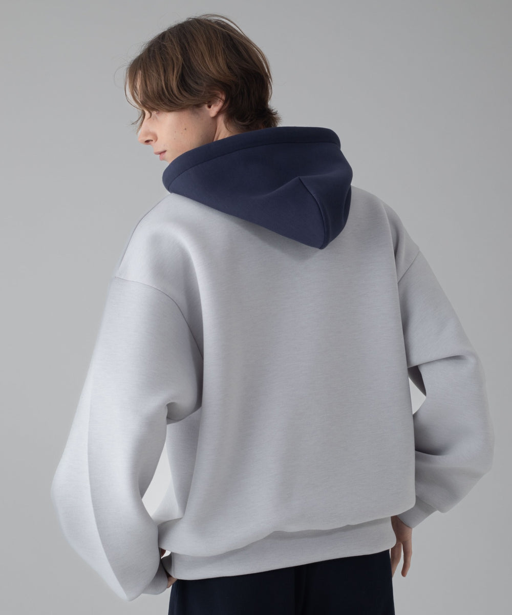 Lｸﾞﾚｰ モデル：178cm L着用