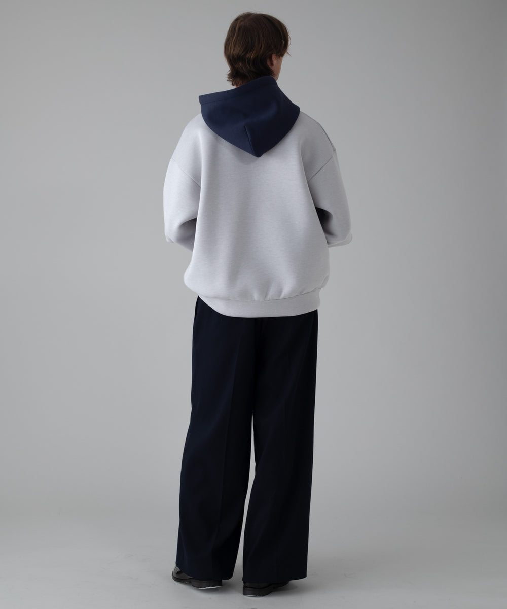 Lｸﾞﾚｰ モデル：178cm L着用