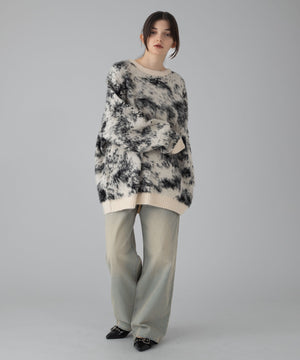 オフホワイト モデル：162cmL着用