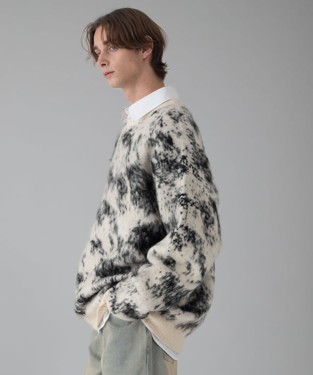 オフホワイト モデル：178cm L着用