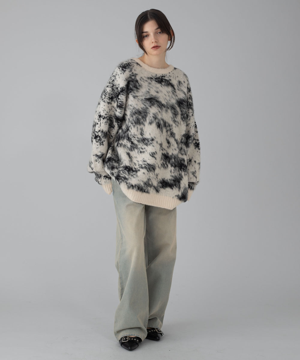 オフホワイト モデル：162cmL着用