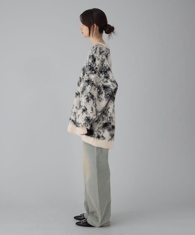 オフホワイト モデル：162cmL着用