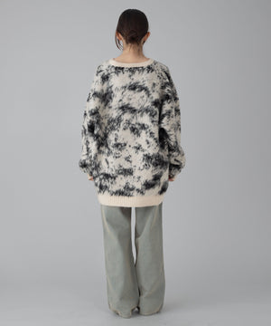 オフホワイト モデル：162cmL着用