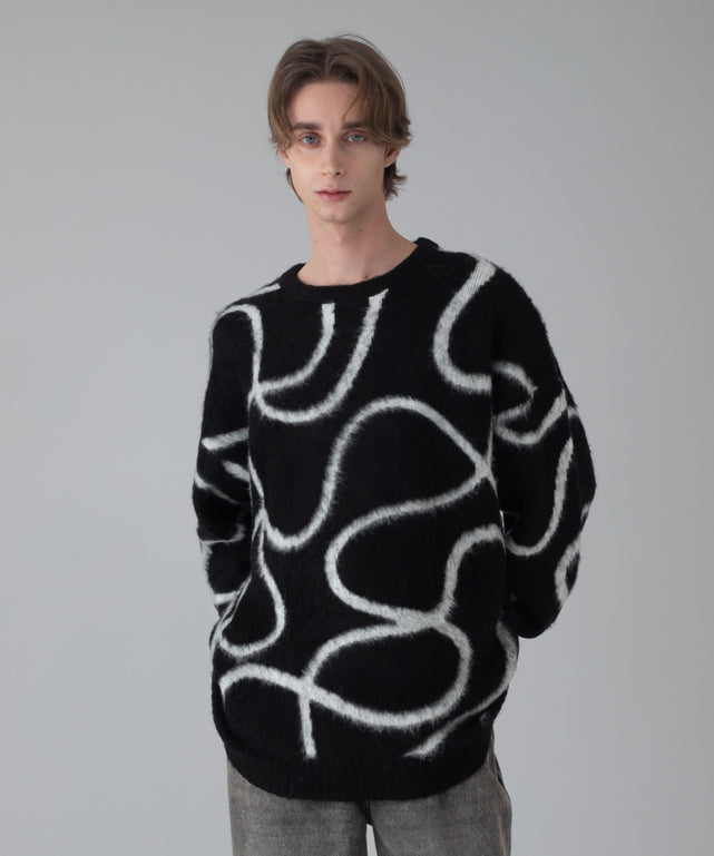 ブラック モデル：178cm L着用