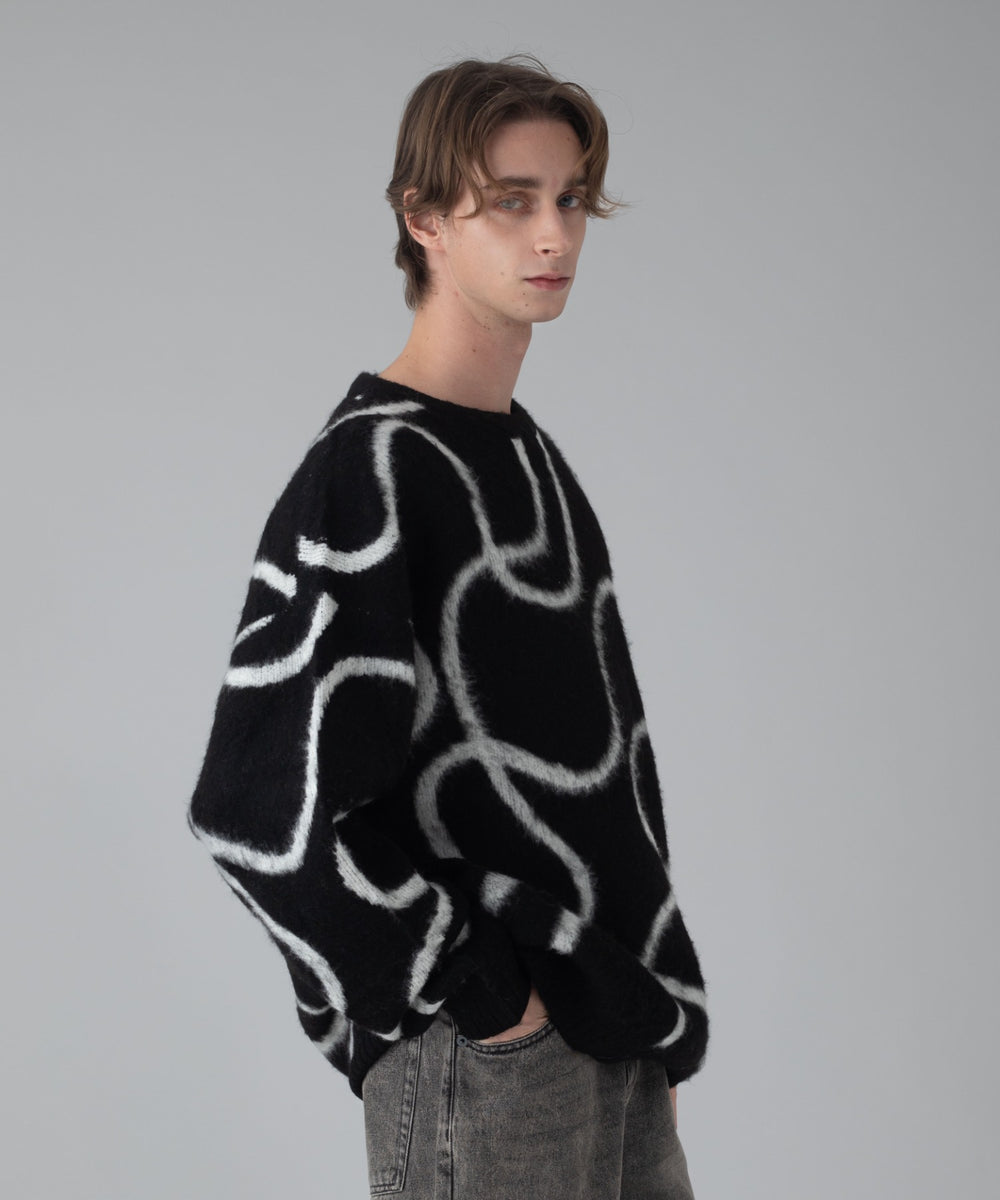 ブラック モデル：178cm L着用