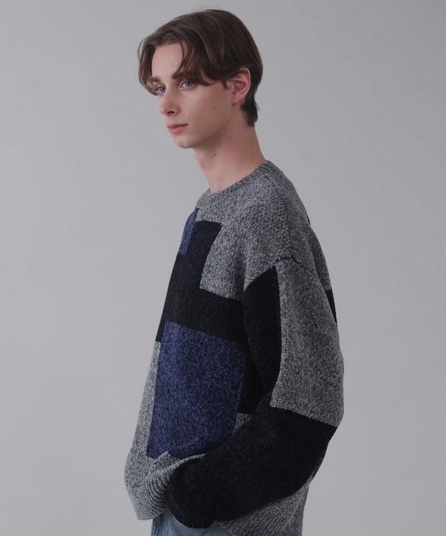 ｸﾞﾚｰ モデル：178cm L着用