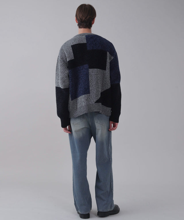 ｸﾞﾚｰ モデル：178cm L着用