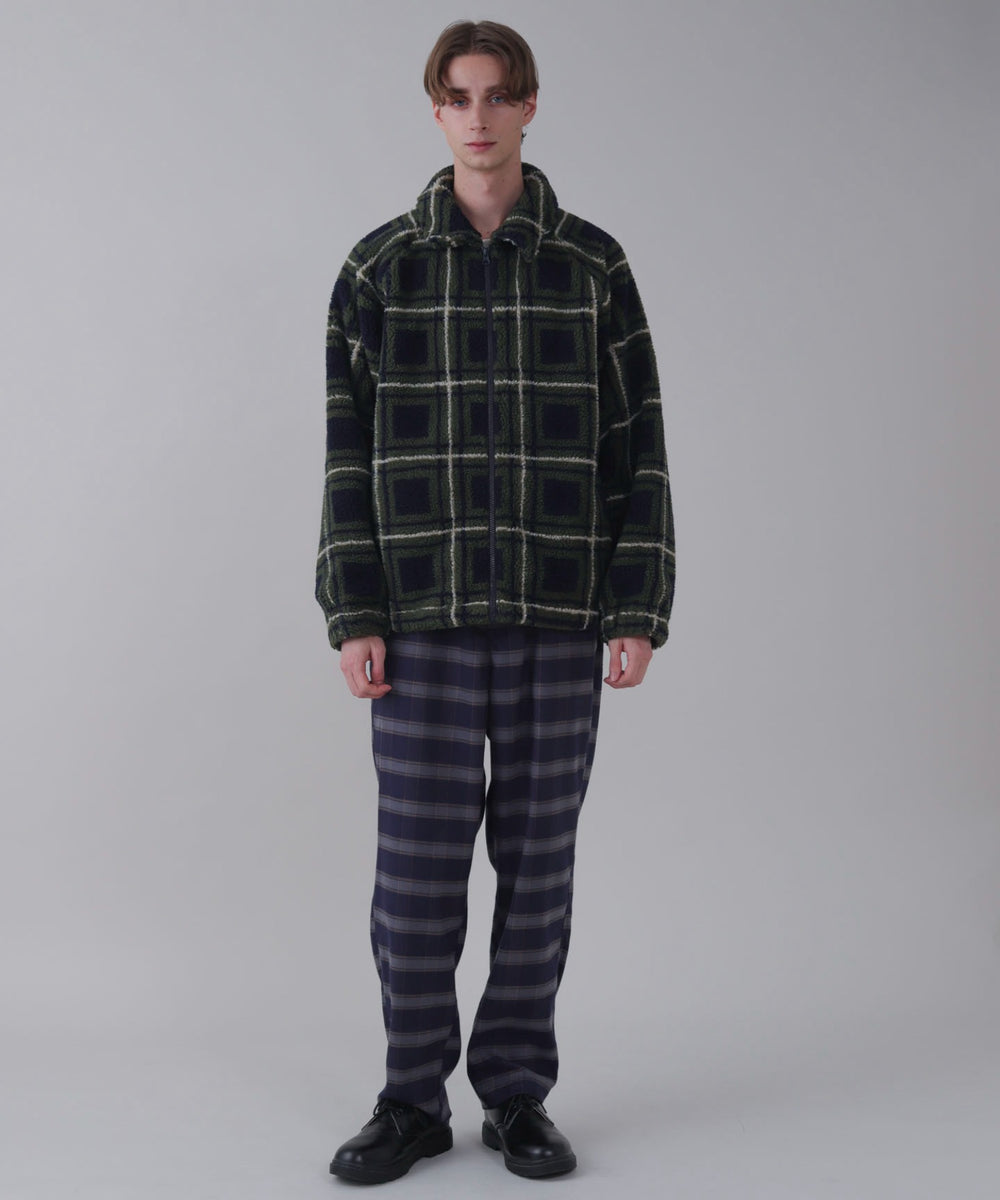 ﾈｲﾋﾞｰﾁｪｯｸ モデル：178cm L着用