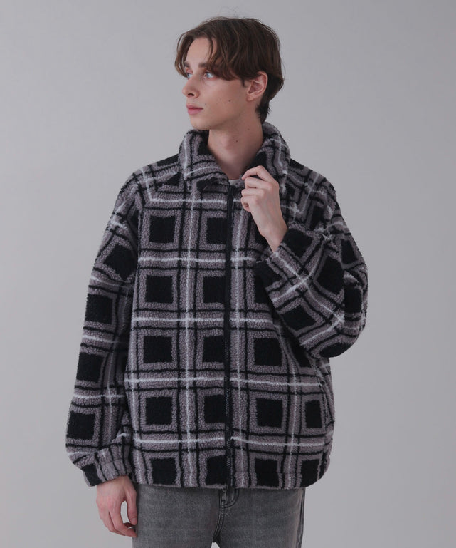 ﾌﾞﾗｯｸﾁｪｯｸ モデル：178cm L着用