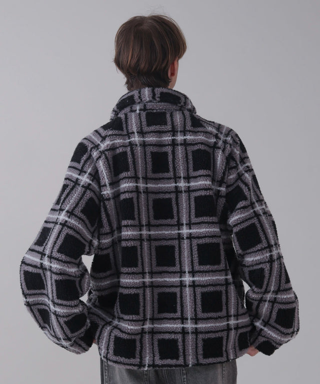 ﾌﾞﾗｯｸﾁｪｯｸ モデル：178cm L着用