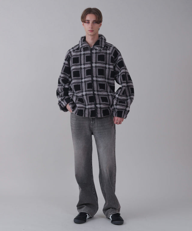 ﾌﾞﾗｯｸﾁｪｯｸ モデル：178cm L着用