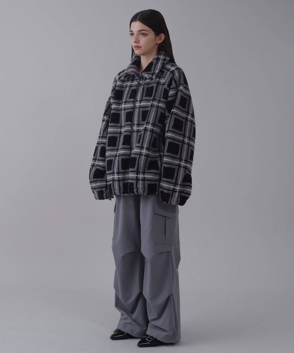 ﾌﾞﾗｯｸﾁｪｯｸ モデル：162cm L着用