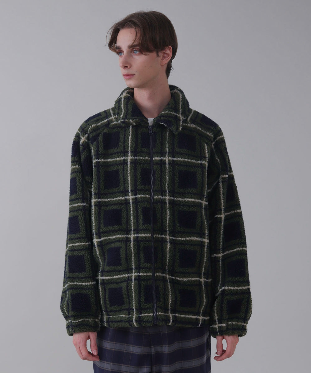 ﾈｲﾋﾞｰﾁｪｯｸ モデル：178cm L着用