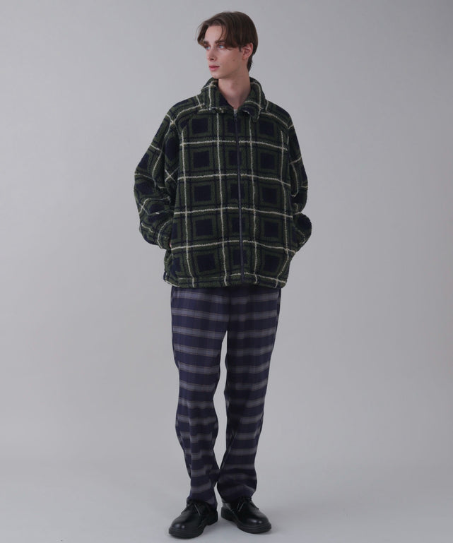 ﾈｲﾋﾞｰﾁｪｯｸ モデル：178cm L着用