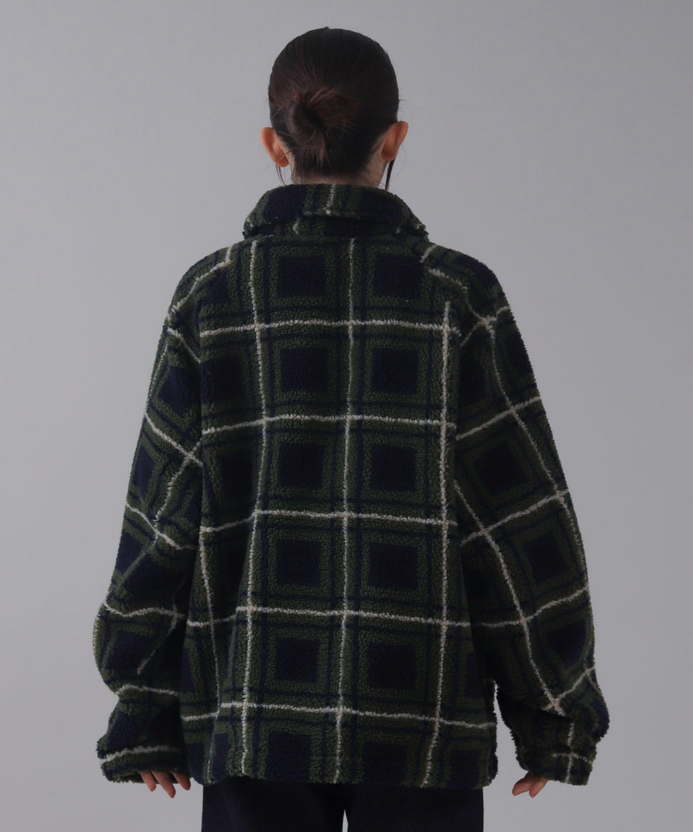 ﾈｲﾋﾞｰﾁｪｯｸ モデル：162cm L着用