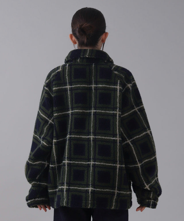 ﾈｲﾋﾞｰﾁｪｯｸ モデル：162cm L着用