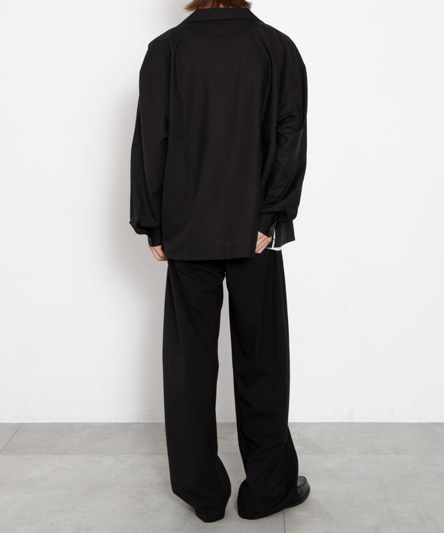 ブラック モデル：175cm L着用