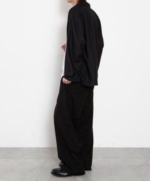 ブラック モデル：175cm L着用