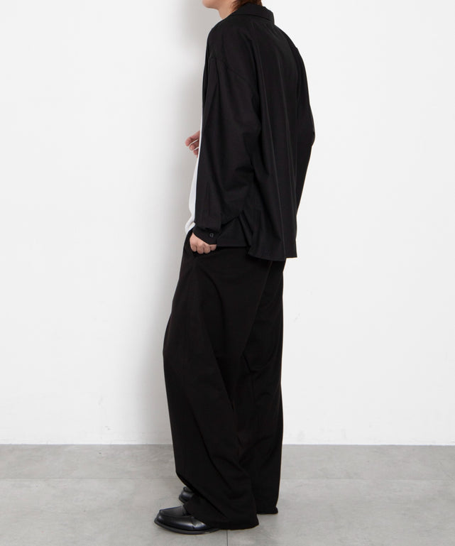 ブラック モデル：175cm L着用