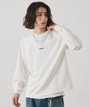 ホワイト モデル：182cm L着用