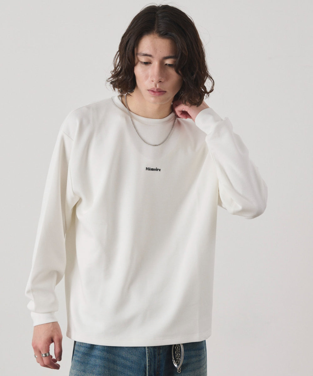ホワイト モデル：182cm L着用