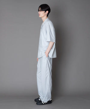 Lｸﾞﾚｰ モデル：180cm L着用