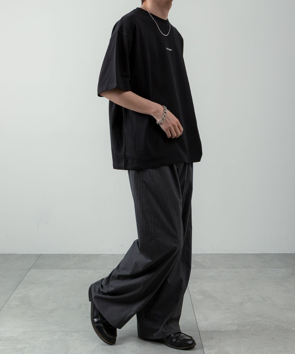 ブラック モデル：175cm L着用