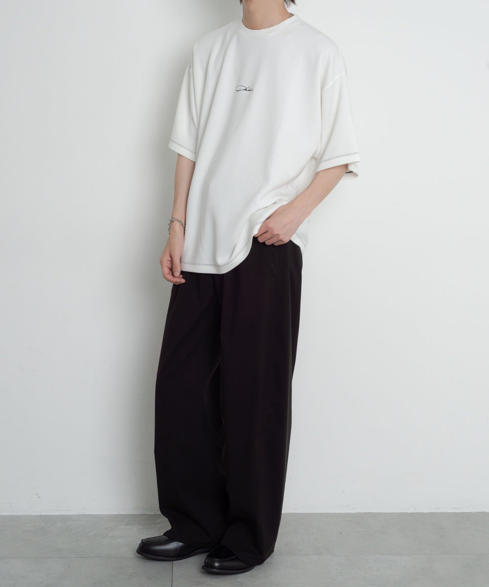 ホワイト モデル：175cm L着用