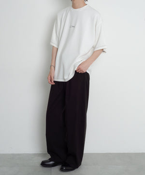ホワイト モデル：175cm L着用