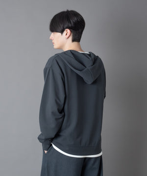 チャコール モデル：180cm L着用