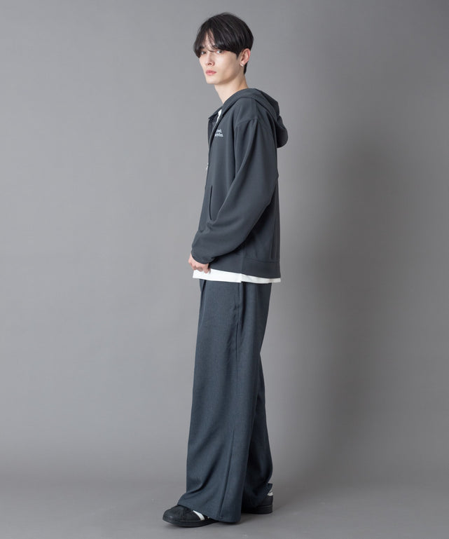 チャコール モデル：180cm L着用