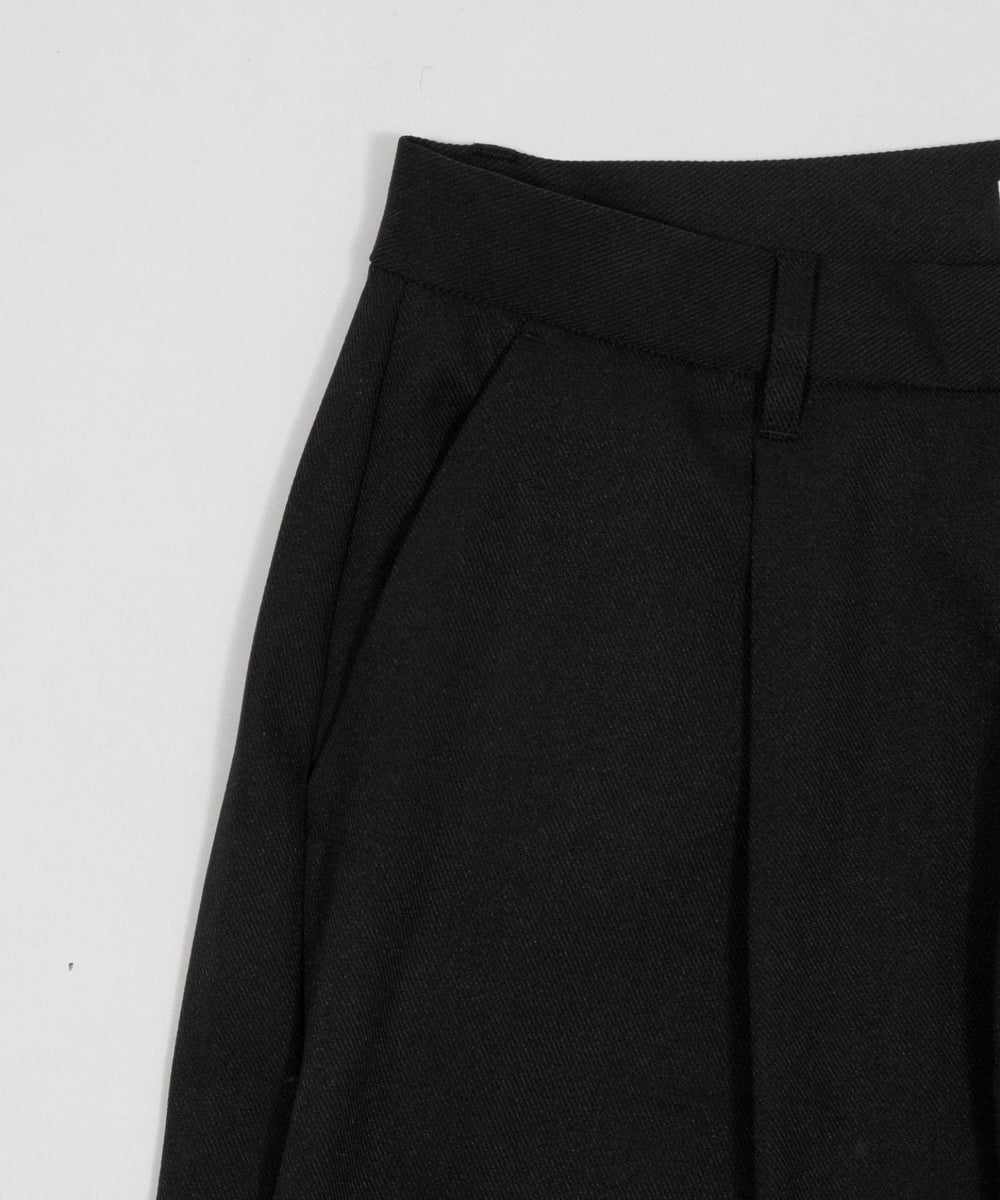 タックバギートラウザー